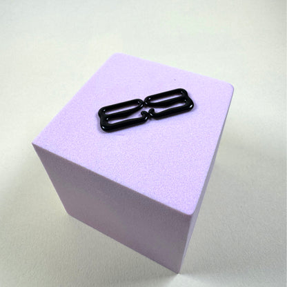 Black 12mm clips