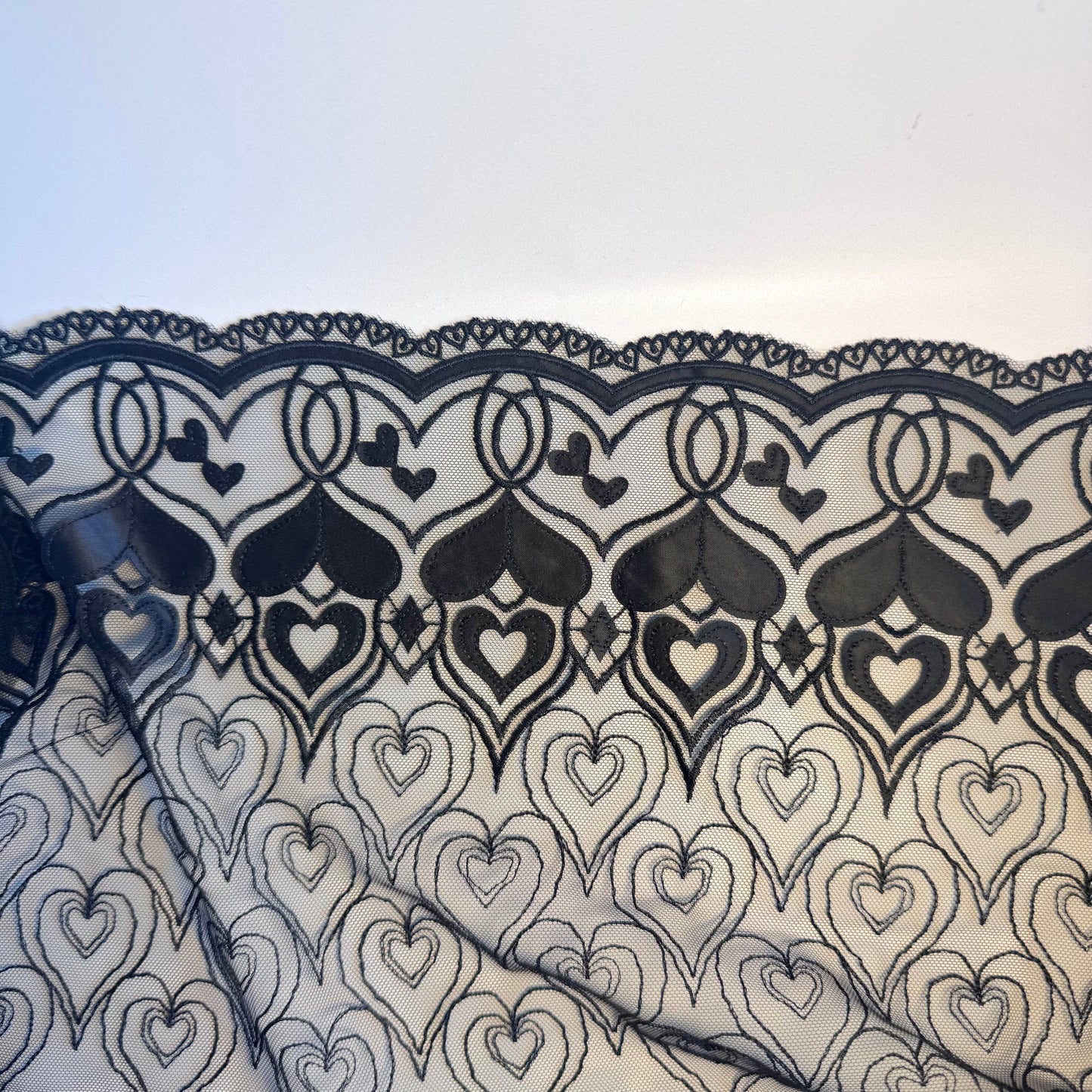 Black hearts lace