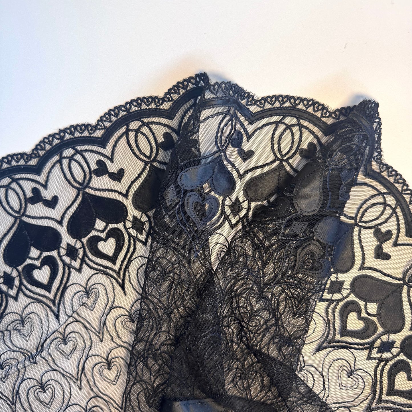 Black hearts lace