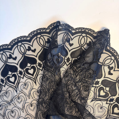 Black hearts lace
